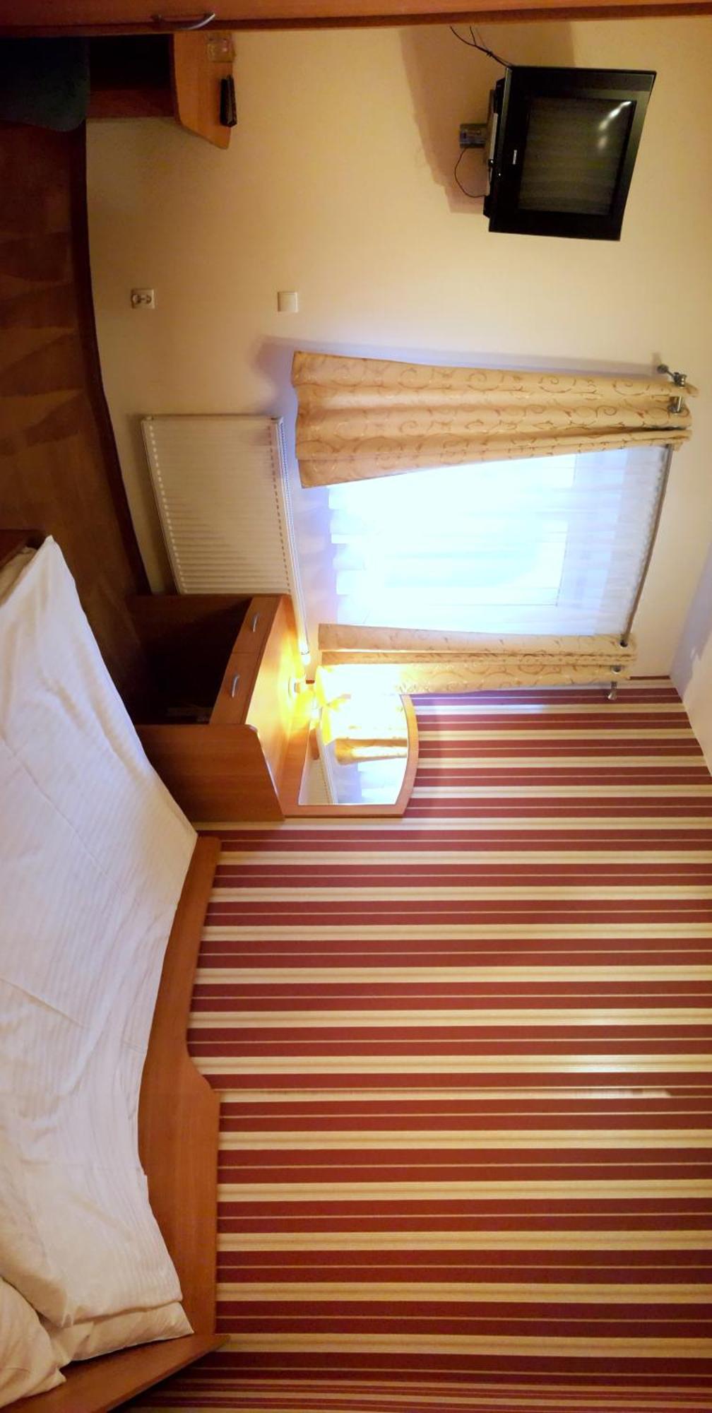 Hotel Marco Plonsk Szkolna 115 Exteriör bild